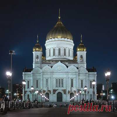 Онлайн экскурсия в Храм Христа Спасителя.