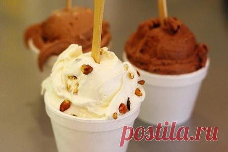 Не жирный творог с самодельным ванильным мороженным