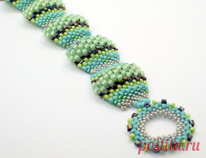 Flat Cellini Stitch ... by Christina U | Jewelry Pattern