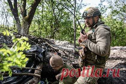 В России рассказали о попытках ВСУ занять выгодные позиции перед холодами. Вооруженные силы Украины пытаются занять выгодные позиции перед холодами, об этом рассказал военный эксперт Владислав Шурыгин. Он указал, что среди таких позиций не только Клещеевка, но и Работино, Урожайное, Пятихатки. ВСУ хотят зафиксировать новую линию фронта и подготовиться к зимней кампании на выгодных рубежах.