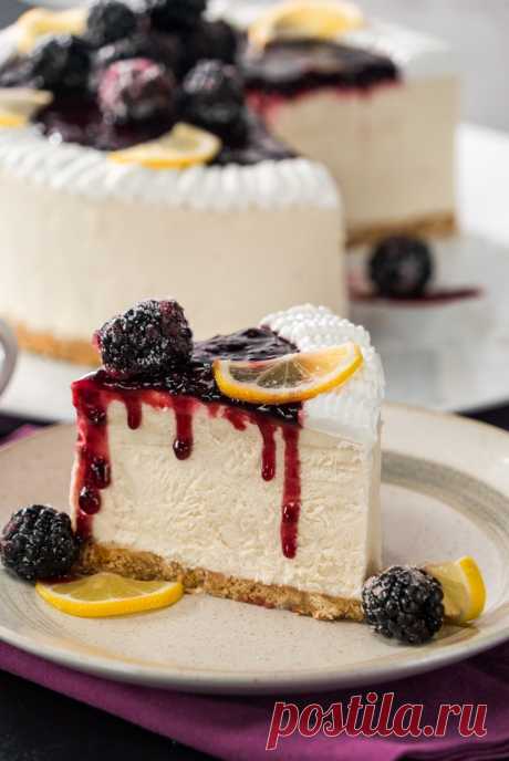 Чизкейк с ежевикой приготовленный без духовки - очень вкусно и готовится легко. Рецепт для тех, кто не любит возиться с духовкой. 
#рецепты #вкусняшки #готовимдома #мексиканская_кухня #этовкусно