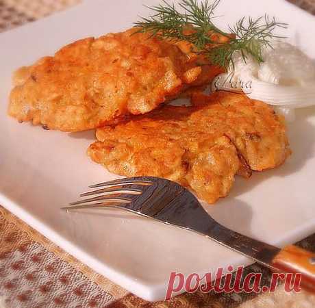 Оладьи из мацы с сыром - очень вкусное блюдо, готовят его к Песах.