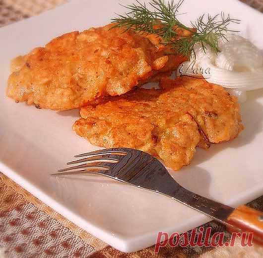 Оладьи из мацы с сыром - очень вкусное блюдо, готовят его к Песах.
