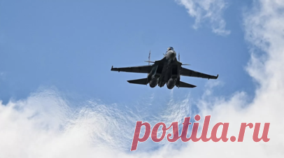 Источник: упавший на дом в Иркутске Су-30 мог получить некачественный ремонт. Су-30, упавший на жилой дом в Иркутске в 2022 году, по версии следствия, получил некачественный ремонт, что могло стать причиной крушения самолёта. Эту информацию подтвердил RT источник в правоохранительных органах. Читать далее