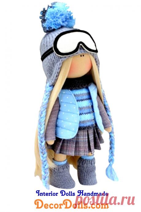 Muñecas Bambole Doll, Puppen Tilda Doll, Winter Doll Handmade, Cloth Textile Doll by Olga P Hello, dear visitors!This is unique handmade cloth doll created by master Olga Ponomareva (Kazan, Russia). Doll is made BY ORDER. Order production time is 14 - 21 days. FREE SHIPPING TO ANY COUNTRYDoll is 30 cm (11.8 inch) tall and made of BEST quality materials.You can order almost any changes in this doll: - hair sty