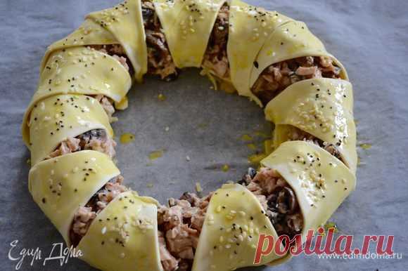 Пирог с курицей. Готовится достаточно быстро, а съедается еще быстрее! 