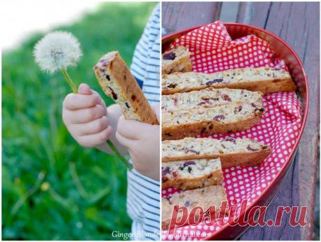 Ginger&Blonde - Бискотти с фисташками, кедровыми орешками и клюквой