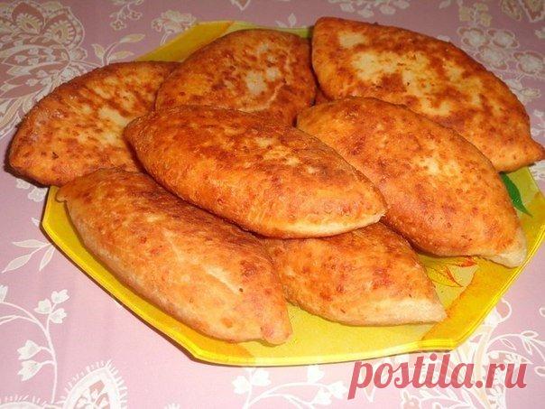 СЫРНЫЕ ПЫШЕЧКИ - за 10 минут, которые разлетаются тоже за 10 минут! 

ТЕСТО: 1 стакан кефира, 
1 стакан твёрдого тёртого сыра, 
2 стакана муки, 
Показать полностью…