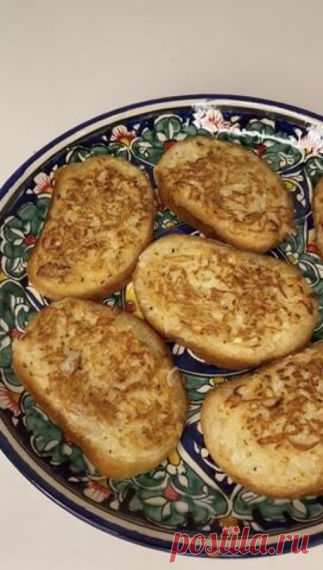 Луковые бутерброды за 10 минут – пошаговый рецепт приготовления с фото Супер простой и вкусный рецепт из детства моих родителей, мой папа обожает лук, этот рецепт подойдёт всем тем, кто любит лук.