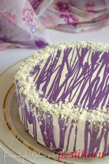 Волшебный &amp;#171;Почти-летний&amp;#187; торт со смородиной и белым шоколадом: очень много слов и фотографий. Белково-масляный крем. Йогуртовый мусс. Зеркальная глазурь | &quot;Жизнь - вкусная!&quot;: кулинарный блог Галины Артеменко; Praline - домашняя кондитерская студия