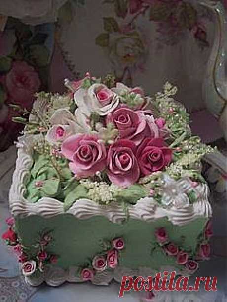 Stacia Smith приколол(а) это к доске look at that cake
