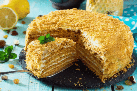 Подборка вкуснейших медовых тортиков