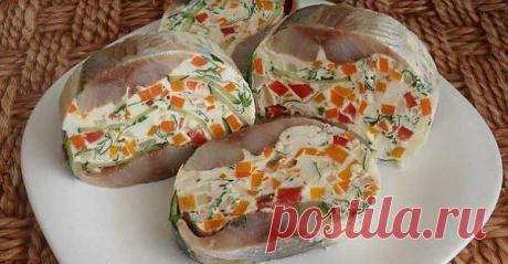 Красивая и вкусная закуска из сельди.