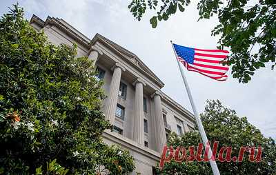 Пяти россиянам грозит до 30 лет тюрьмы в США из-за незаконной закупки электроники. По версии Минюста США, обвиняемые приобретали электронные компоненты и технику для ВПК РФ в обход американских санкций
