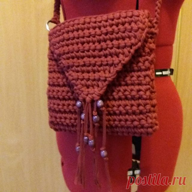 Small #bag for my daughter.  Маленькая сумочка для моей младшей дочери готова 😊 #вяжукрючком #толстаяпряжа #сумка #сумкадлядочки #моетворчество #KudeSiya #crochet #crochetbag