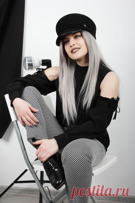 Женский картуз – оригинальный головной убор, идеально подходящий для любого образа.