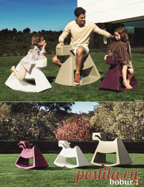 Детские деревянные лошадки-качалки от Vondom | БобурБобур