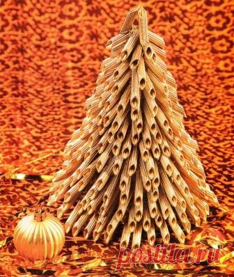 Елка из макарон, как сделать своими руками