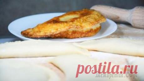 Какие же они вкусные! Всеми любимые чебуреки с мясом! Рецепт лучше сохраните! Сегодня предлагаю приготовить домашние чебуреки на заварном тесте. По этому рецепту чебуреки получаются очень вкусными с сочной начинкой, улетают на УРА! Тесто, приготовленное таким способом, послушно...