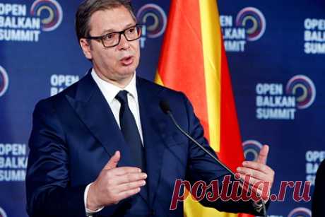 Вучич выдвинул кандидатуру на пост премьера Сербии. Президент Сербии Александр Вучич выдвинул кандидатуру и.о. председателя правительства Аны Брнабич на пост премьер-министра страны на новый срок. При этом сербский лидер подчеркнул, что Брнабич не будет занимать пост премьер-министра четыре года, так как изменения в составе правительства пройдут в 2024 году.