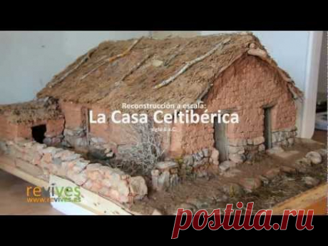 Construcción de la casa celtibérica a escala.