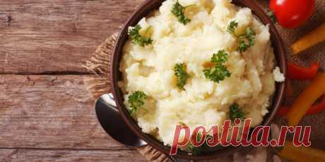 Как приготовить вкусное картофельное пюре: правила, секреты, необычные ингредиенты - Будет вкусно - 8 апреля - 43687101737 - Медиаплатформа МирТесен Привычное картофельное пюре может быть намного лучше. Попробуйте сделать его ещё нежнее и воздушнее, изменить вкус, цвет и аромат. Вам точно понравится. Какая картошка подойдёт для пюре Чтобы пюре получилось однородным и воздушным, выбирайте крахмалистые сорта. Это круглый картофель со - 8 апреля - 43687101737 - Медиаплатформа МирТесен