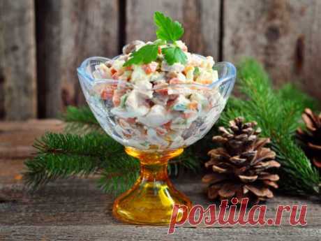 Салат с копченой курицей и плавленным сыром — рецепт с фото пошагово