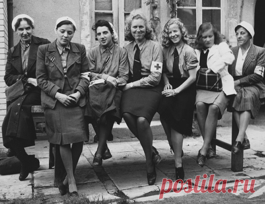 О немецких медсестрах времен Второй мировой войны чаще всего упоминают в связи с жуткими, бесчеловечными экспериментами нацистских эскулапов. А между тем большинство германских девушек спасали жизни немецких солдат и офицеров на Восточном фронте.
