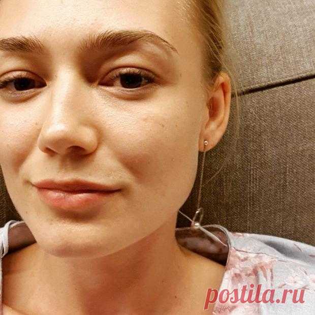 Оксана Акиньшина похвасталась снимком дочери: третий ребенок актрисы уже учится ходить