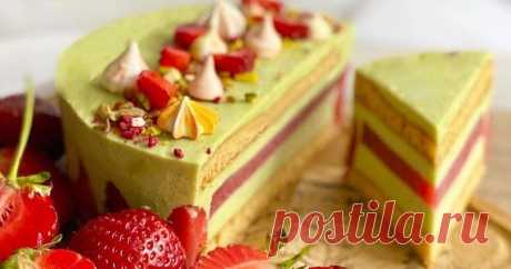 Торт муссовый "Фрезье" Рецепт восхитительного муссового торта "Фрезье"! Мусс фисташковый, это идеальное сочетание с клубникой!