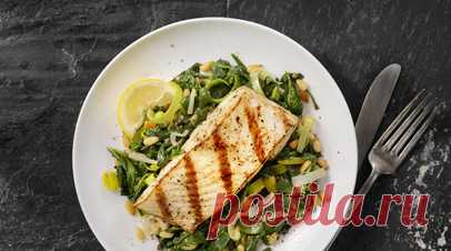 Кардиолог Кокин: употребление рыбы способствует поддержанию здоровья сосудов. Врач-кардиолог АО «Медицина» (клиника академика Ройтберга) к. м. н. Евгений Кокин рассказал, что употребление рыбы помогает сохранять сосуды эластичными и снижать развитие воспаления. Читать далее