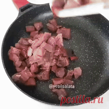 Жаркое на тарелочках из слоёного теста 😊 | OK.RU