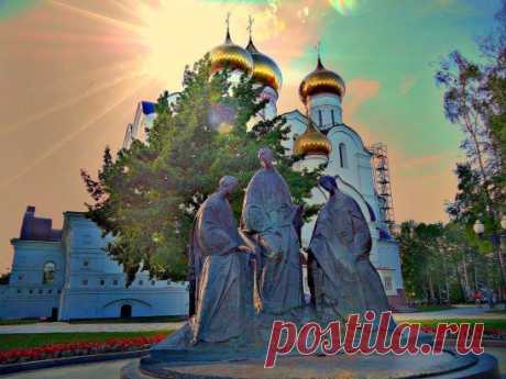 УСПЕНСКИЙ СОБОР ЯРОСЛАВЛЯ