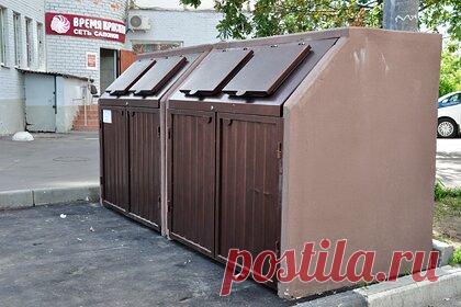 Просрочки россиян за вывоз мусора выросли. Дебиторская задолженность региональных операторов по обращению с отходами с просрочкой от 90 дней до трех лет составила 20 процентов от расчетной валовой выручки. Основная причина — сложность взыскания долгов в судебном порядке из-за отсутствия у региональных операторов доступа к персональным данным плательщиков.