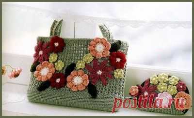 Сумочка и косметичка, украшенные цветочными мотивами. Крючком. Схемы. / klubo4ek.com