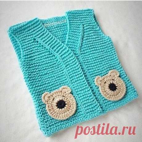 Детский жилет быстро и просто
#спицы #вязаный_жилет #вязание_детям