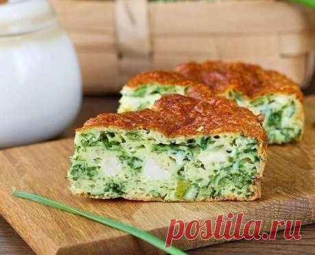 ВКУСНО-НЕЖНЫЙ ПИРОГ С ЗЕЛЕНЫМ ЛУКОМ, КУРИЦЕЙ И СЫРНОЙ КОРОЧКОЙ