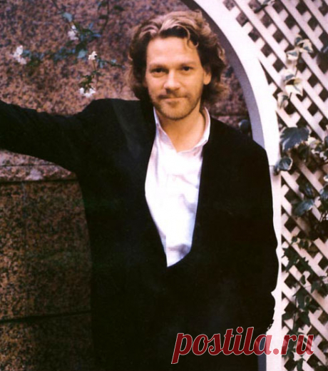 Кеннет Брана