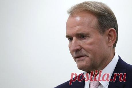 Медведчук осудил МУС и призвал его провести расследование против Зеленского. Председатель совета движения «Другая Украина» Виктор Медведчук назвал Международный уголовный суд карательным органом, преследующим иностранных политиков по указанию США. Он отметил, что если бы орган был беспристрастным, то расследовал преступления, совершенные на Украине во время президентства Владимира Зеленского.