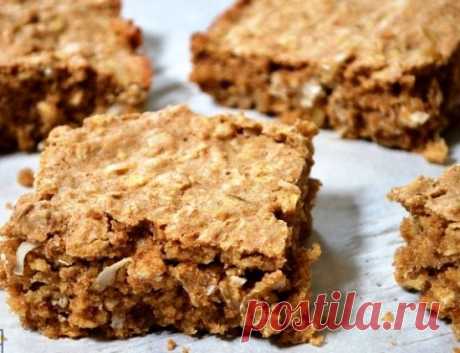Пирог из овсяных хлопьев с орехами.