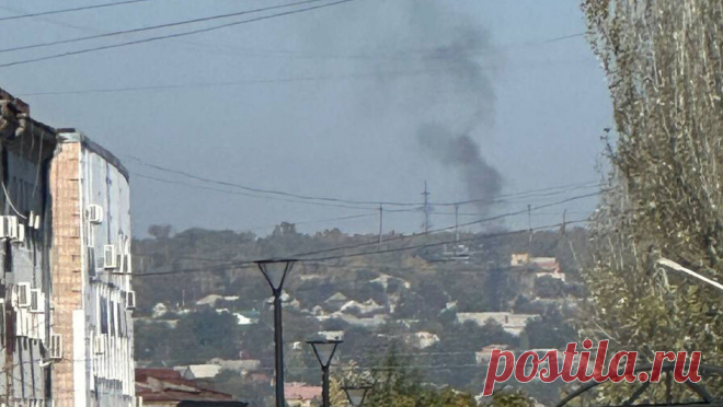 В Луганске прогремели взрывы. В Луганске прозвучало несколько взрывов. Очевидцы сообщают о пожаре в районе Острой могилы, сообщается в Telegram-канале Луганского информационного центра. Сначала появилась информация о трех взрывах, потом о серии. Средства ...