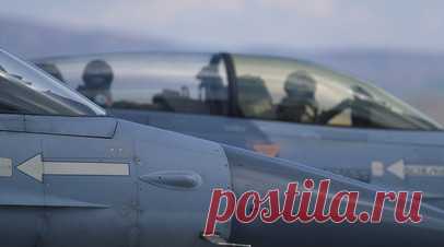 Пентагон: более дюжины украинцев обучаются пилотированию F-16. Более дюжины украинцев обучаются пилотированию истребителей F-16, сообщил официальный представитель Пентагона Патрик Райдер. Читать далее