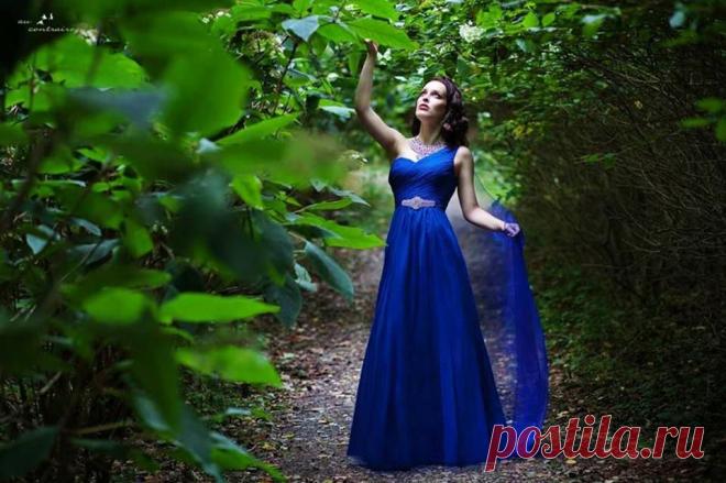 Береги мое сердце безотказно  - свободное.Мой огонь,чтобы греться.Мои руки холодные,мои вздохи и выдыхи все слова и ворчания.Настроенье эпохи ,что так часто случается. ( волшебная страна книг)