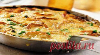 Хрустящий картофельный омлет с грибами Я однажды этот омлет подала гостям, все в один голос назвали его самым вкусным пирогом. А я та потратила на его приготовление всего-ничего минут 15!