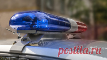 В Подмосковье группа хулиганов напала на помощника машиниста в электричке. В подмосковном посёлке Монино группа подростков напала на помощника машиниста в тамбуре электрички. Один из них выстрелил мужчине в лицо после того, как тот сделал им замечание. Читать далее