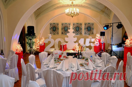 Оформление помещений и банкетных залов на новогодний прраздник в Санкт -Петербурге и Ленинградской облости