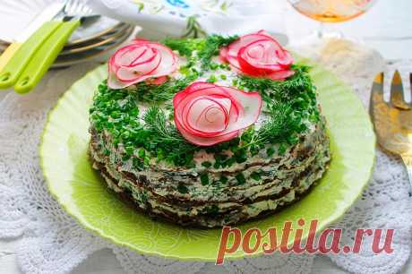 ПЕЧЁНОЧНЫЙ торт с ТВОРОЖНЫМ кремом — вкусный и легкий, ни грамма майонеза Печёночный торт с творожным кремом, пожалуй, самый низкокалорийный из всех печёночных тортов. Ведь в его составе нет ни грамма майонеза. Нежнейший крем приготовлен из творога и сметаны. Чеснок...