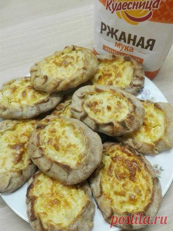 Калитки (карельские пирожки) с картошкой