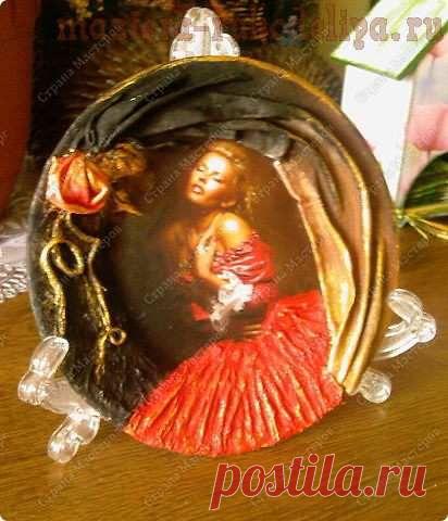 Мастера рукоделия - рукоделие для дома. Бесплатные мастер-классы, фото и видео уроки - Мастер-класс по декупажу на стекле: Таинственная незнакомка