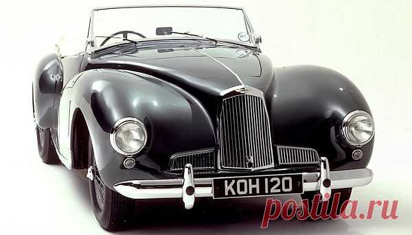 Aston Martins D1
Входит в 25 лучших автомобилей компании.